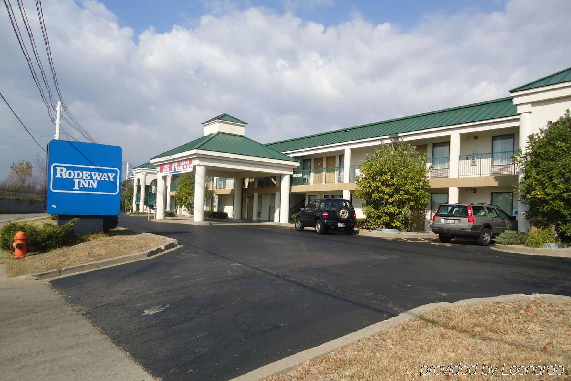 Studio 6 Suites Louisville Ky Airport/Expo Center Exterior foto